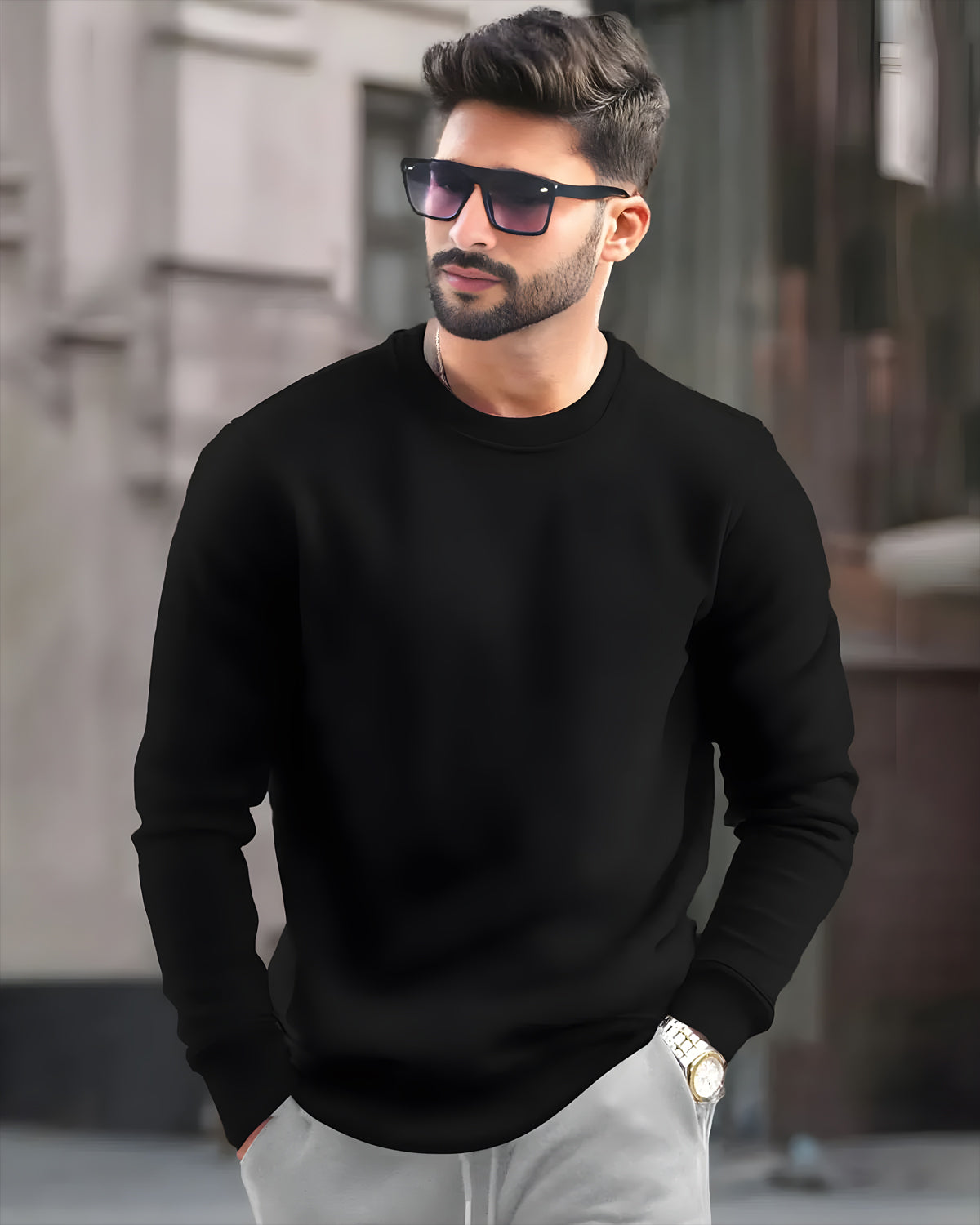 Casual Plain Black Sweatshirt with Regular Fit
